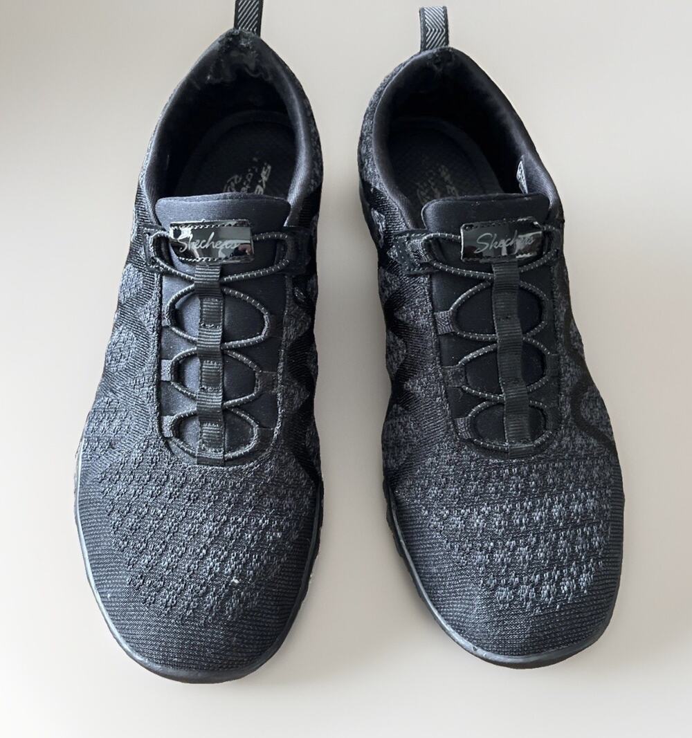 Skechers Breathe Easy Infi-Knity Walking Shoe Stretch Knit Sneaker Black W9